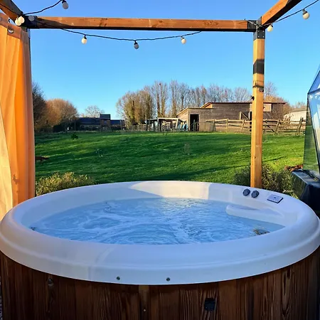 Luxury tent Dome Saint-eloi