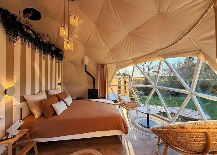 Luxury tent Dome Saint-eloi